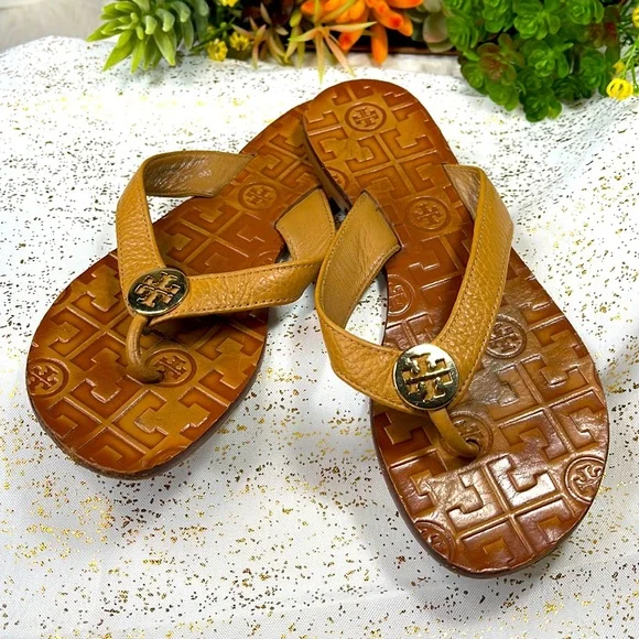 Tory Burch shoes Flip flops sandals Thora flats tan gold - Picture 1 of 14